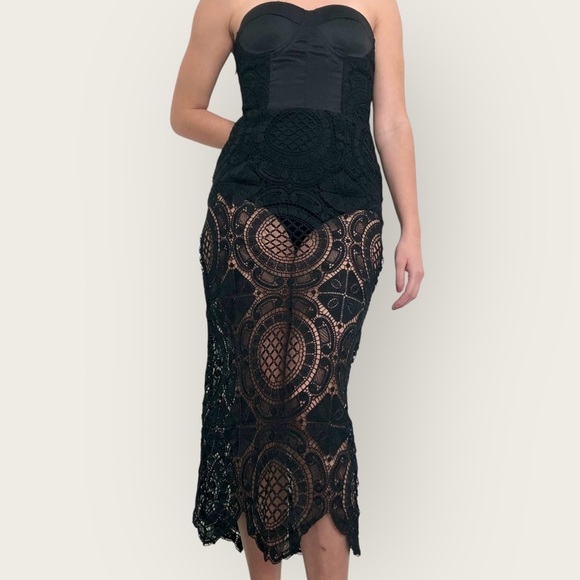Black Lace Strapless Dress L'ATISTE - Picture 1 of 11